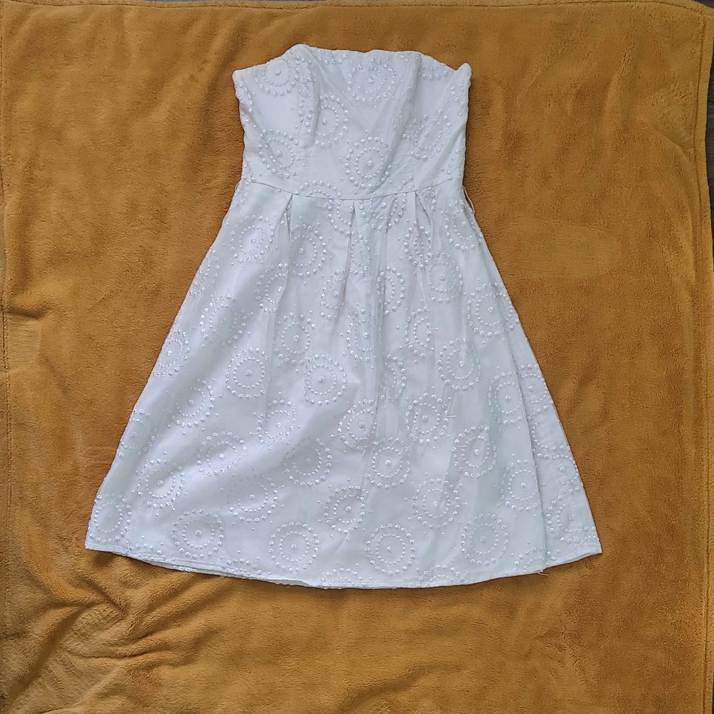 STRAPLESS WHITE DRESS (WEDDING)